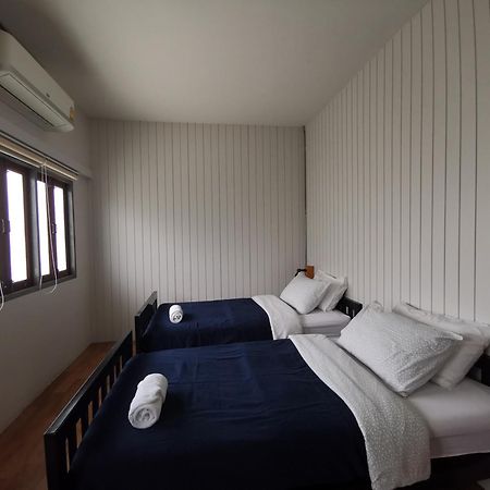 Hostel Liaw Base House Bangkok Exteriér fotografie